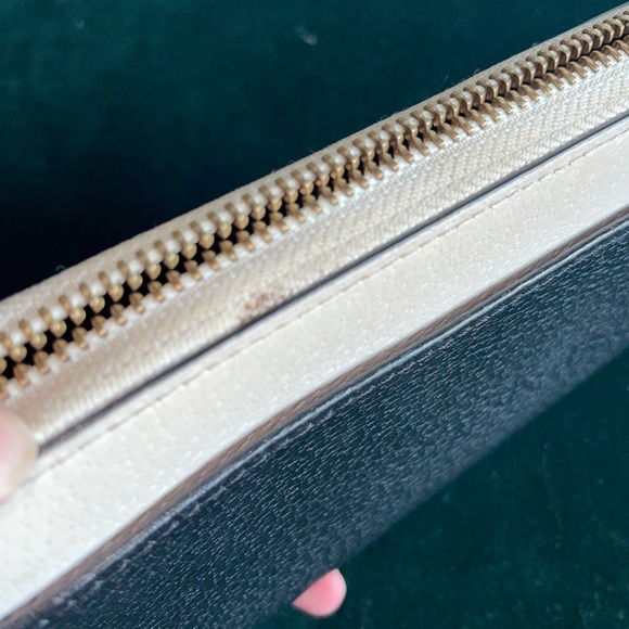 Kate Spade Wallet - Picture 6 of 6